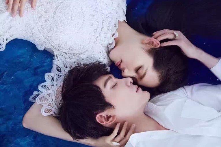 车漆这个部位裂开应该怎么样处理效果最好？游戏画面